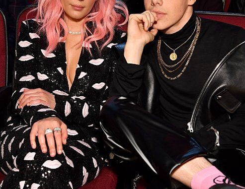 9cd0e6655c11-halsey-z