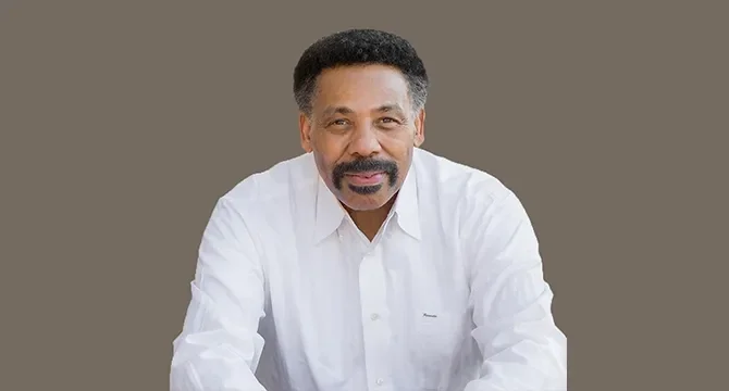 TonyEVans_Fin_About.jpg